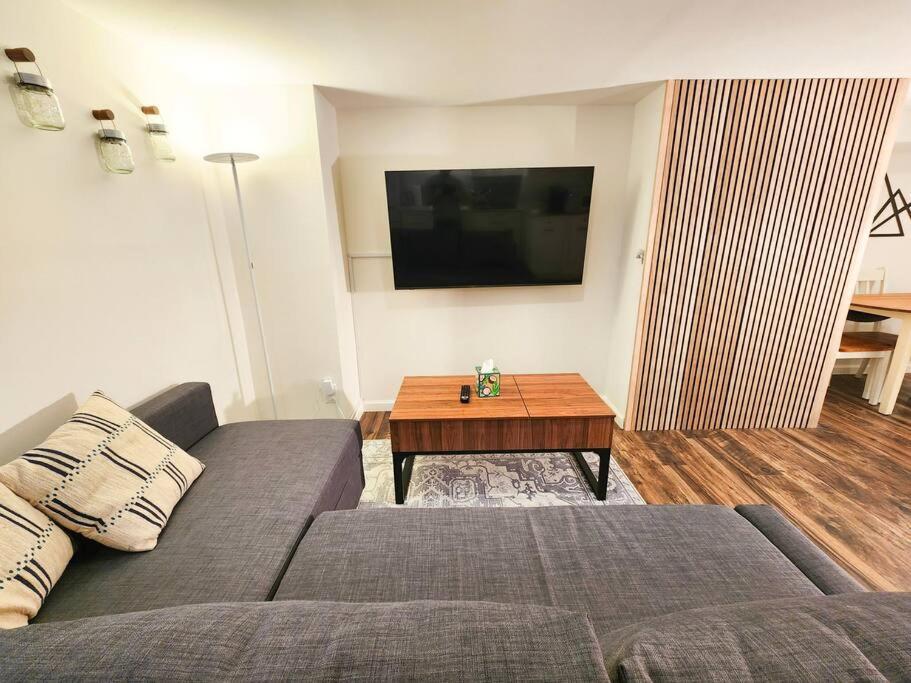 אנגלווד Charming Guest Suite Near Denver Colorado מראה חיצוני תמונה